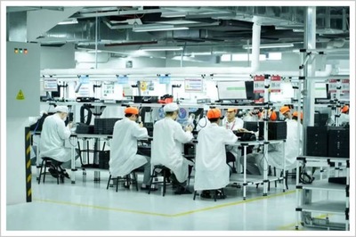 石頭洗地機(jī)"搶鏡"央視龍年春晚,國民品牌引領(lǐng)中國家庭清潔新時(shí)代